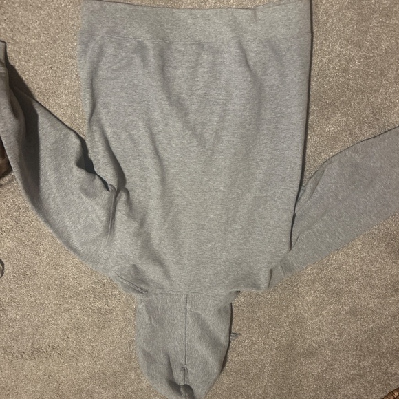 grey queens hoodie - Picture 2 of 2